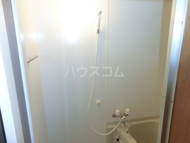 13/30 浴室