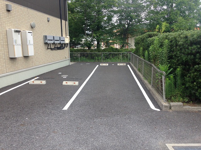 15/19 駐車場