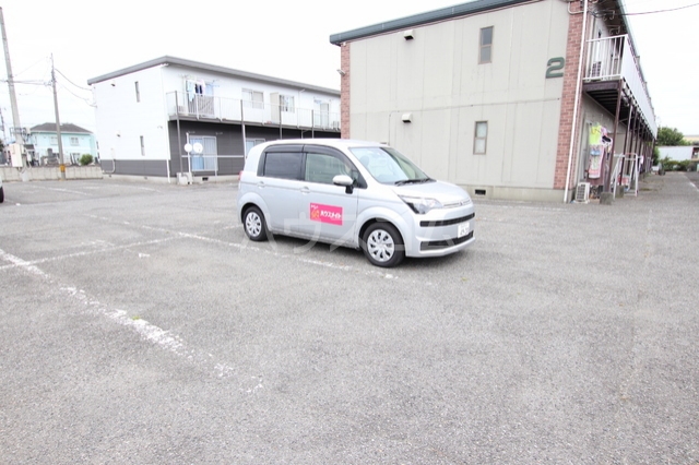 13/20 駐車場
