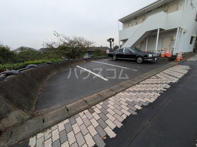 17/25 駐車場