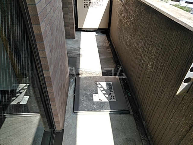 17/30 バルコニー