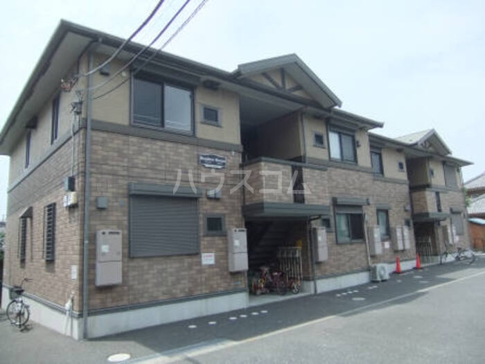 2/4 エントランス