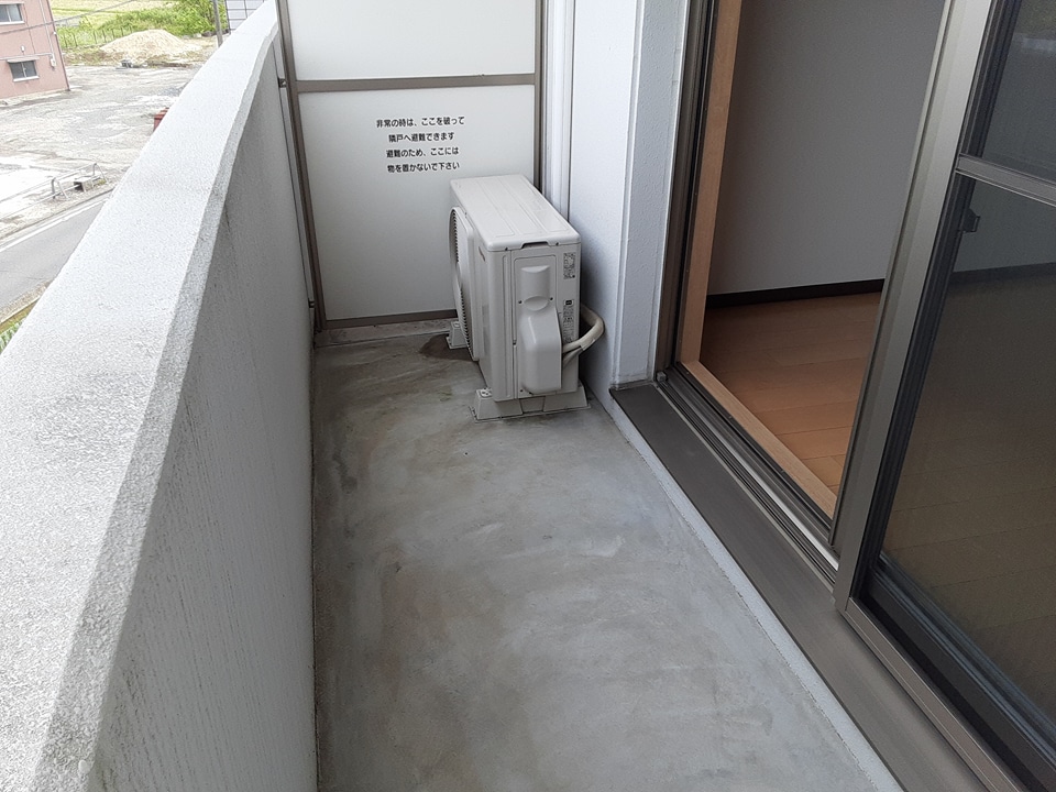 16/28 バルコニー