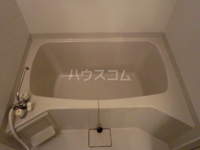 13/29 浴室