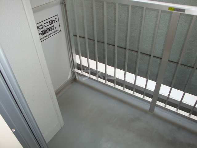 19/30 バルコニー