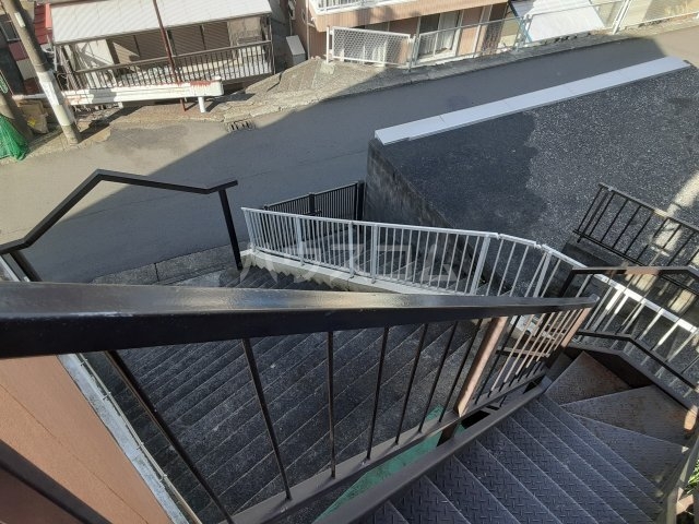 17/30 バルコニー