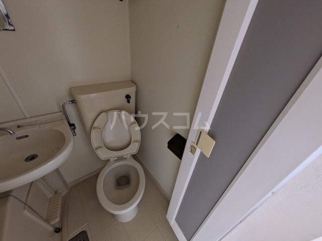16/30 トイレ