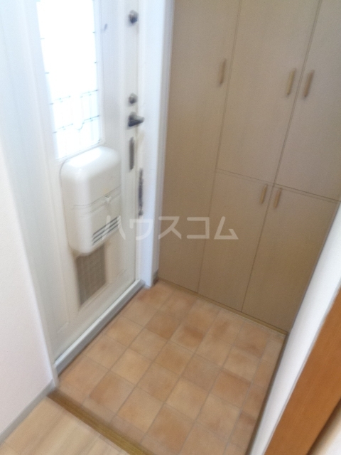 15/22 エントランス