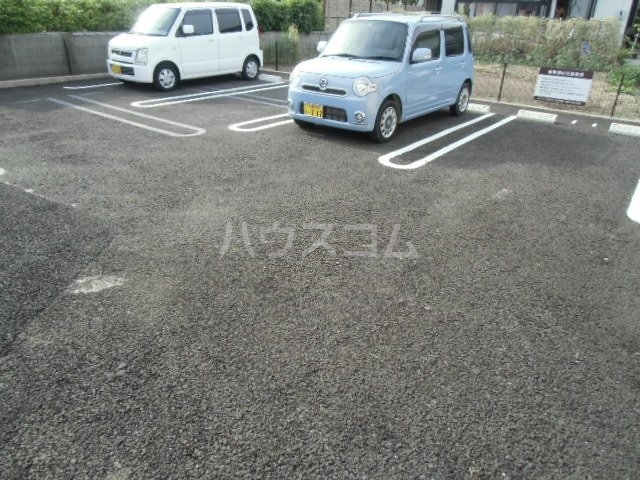 2/8 駐車場