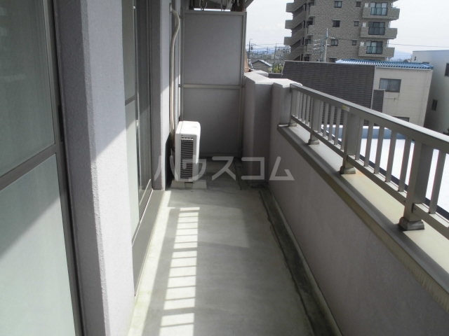 15/30 バルコニー