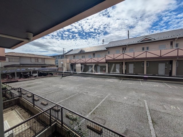 26/30 駐車場