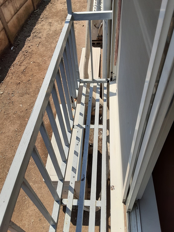 19/27 バルコニー