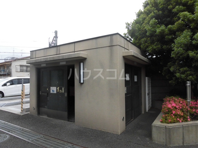 19/21 エントランス