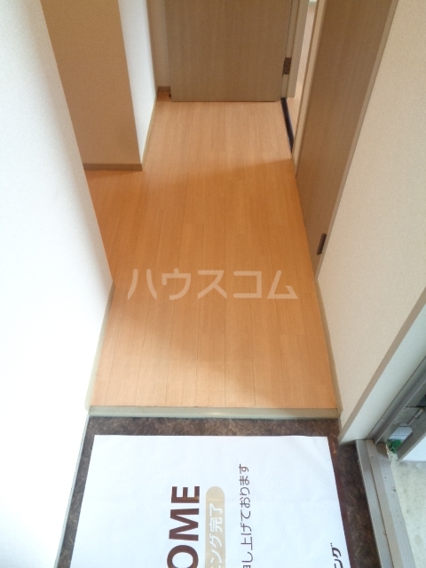 13/30 玄関