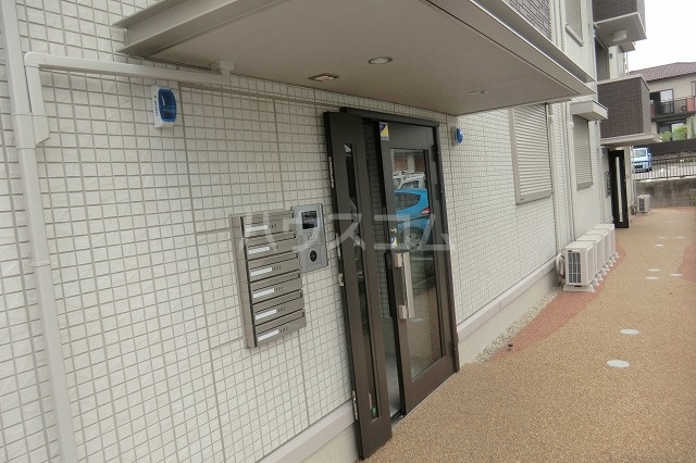 17/20 エントランス