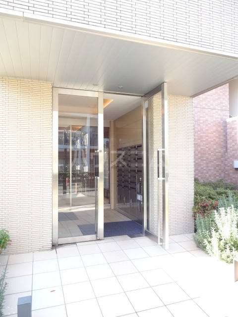 29/30 エントランス