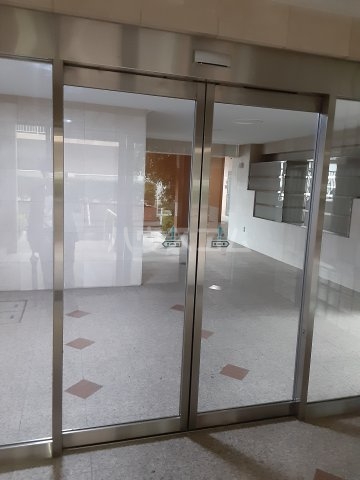 25/30 エントランス