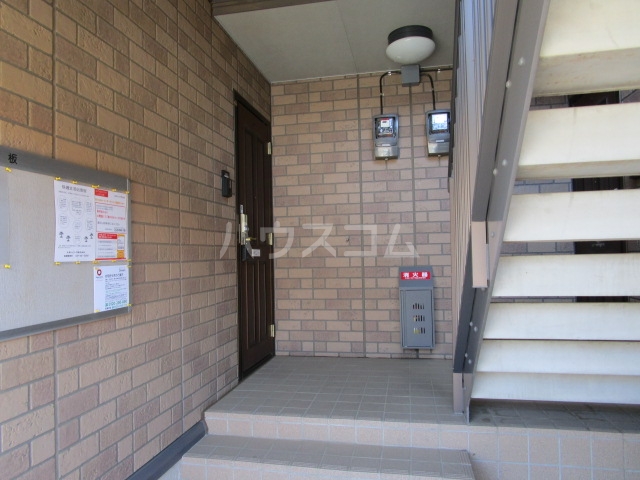 20/30 エントランス