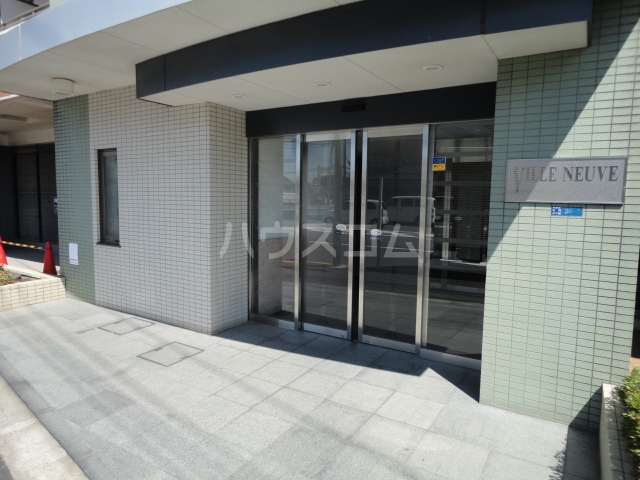 18/24 エントランス