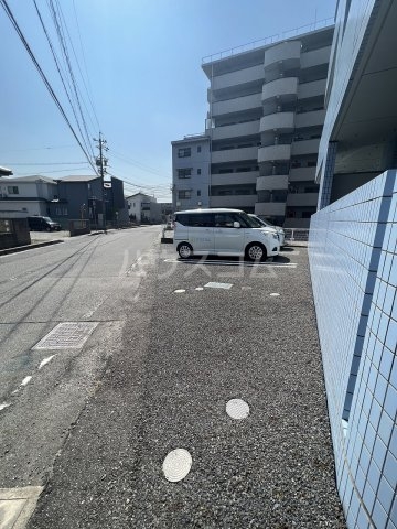 19/20 駐車場