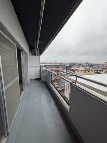 17/23 バルコニー