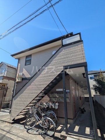 23/30 エントランス