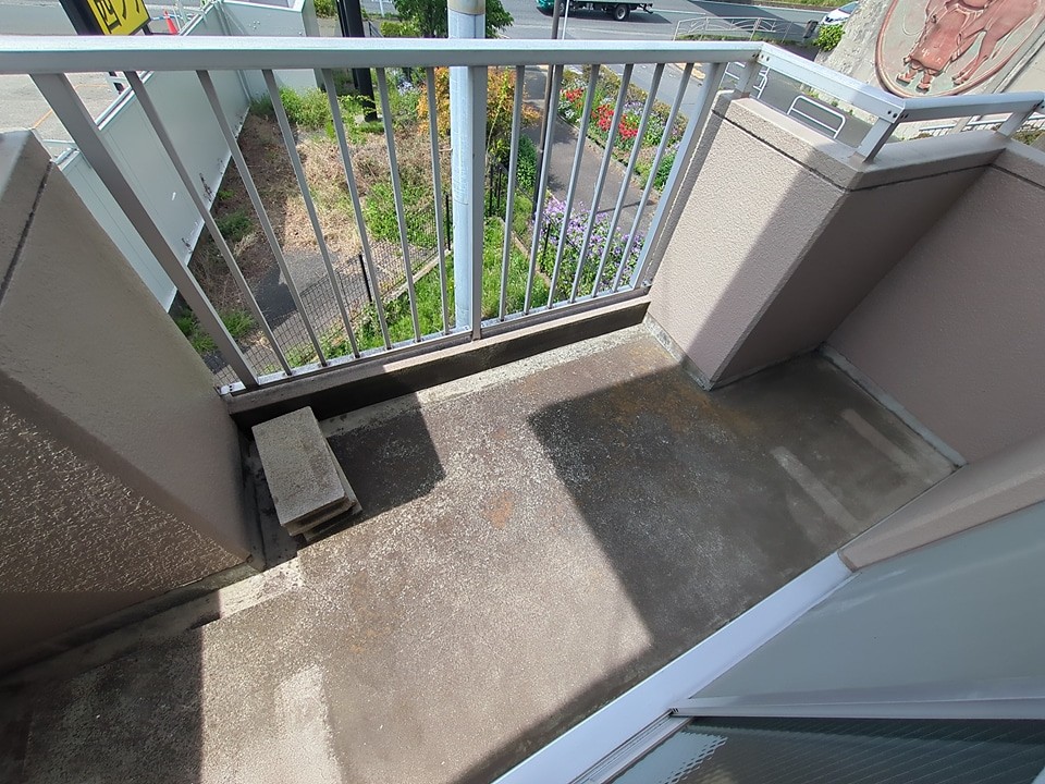 19/30 バルコニー