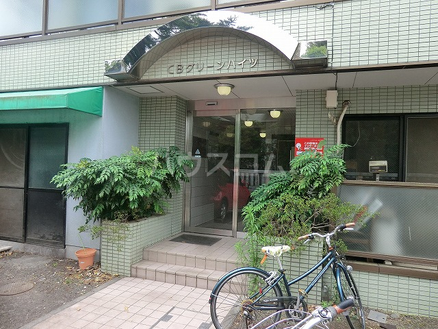 25/30 エントランス