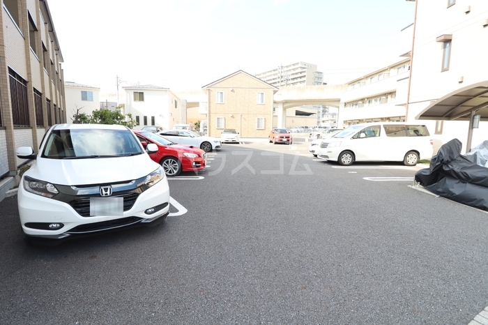 17/27 駐車場