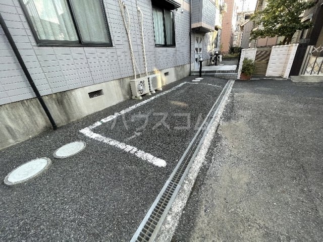 3/5 駐車場