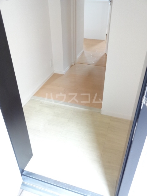 13/30 玄関