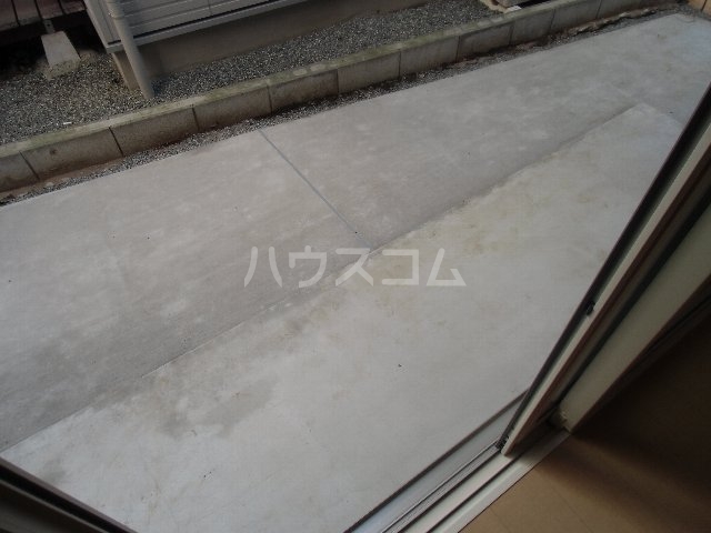 16/23 バルコニー
