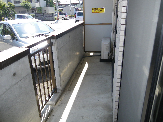 13/19 バルコニー