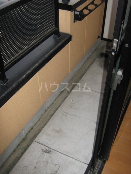 17/26 バルコニー