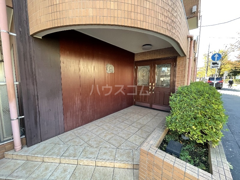 21/24 エントランス