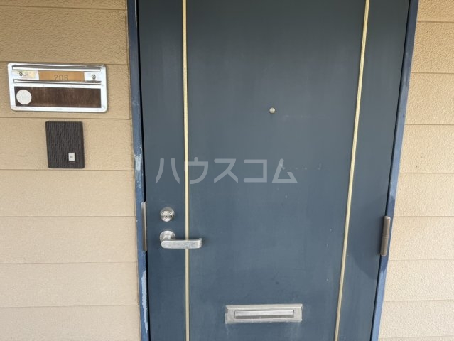 13/29 玄関
