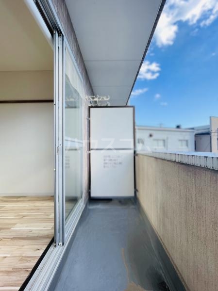 13/20 バルコニー