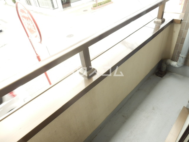 13/22 バルコニー