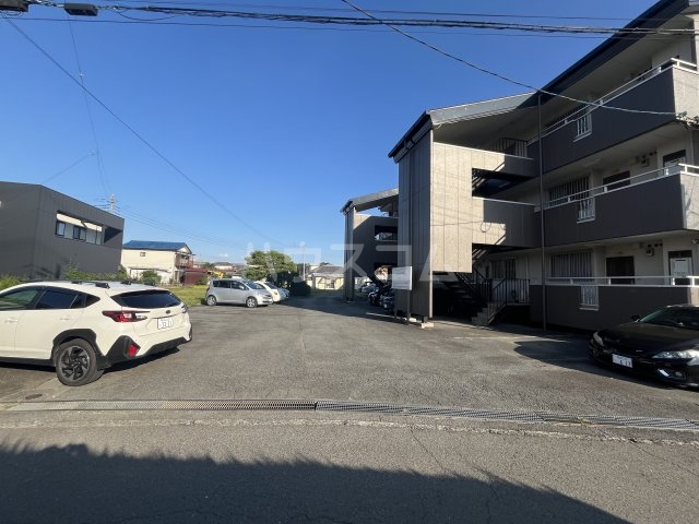 18/24 駐車場