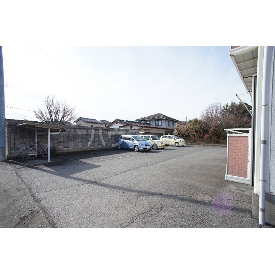 23/24 駐車場