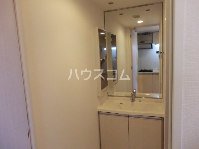 13/28 洗面