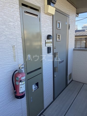 25/30 エントランス