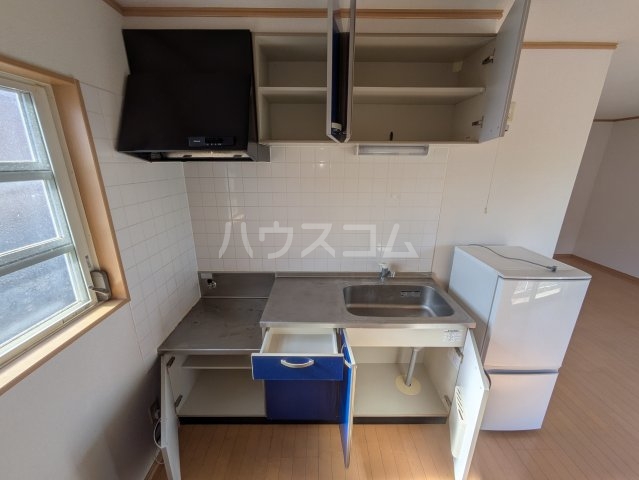 19/28 キッチン