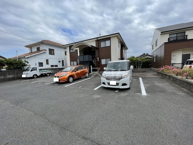 22/30 駐車場