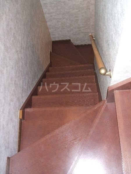 2/3 エントランス