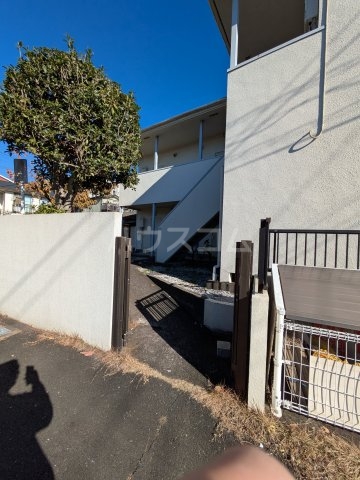 24/30 エントランス