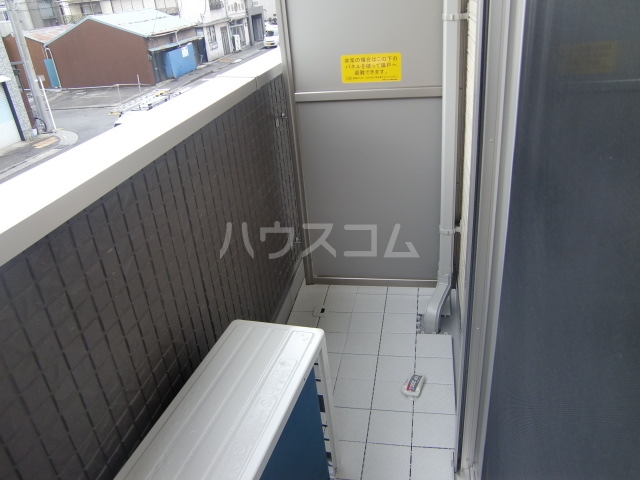 17/27 バルコニー