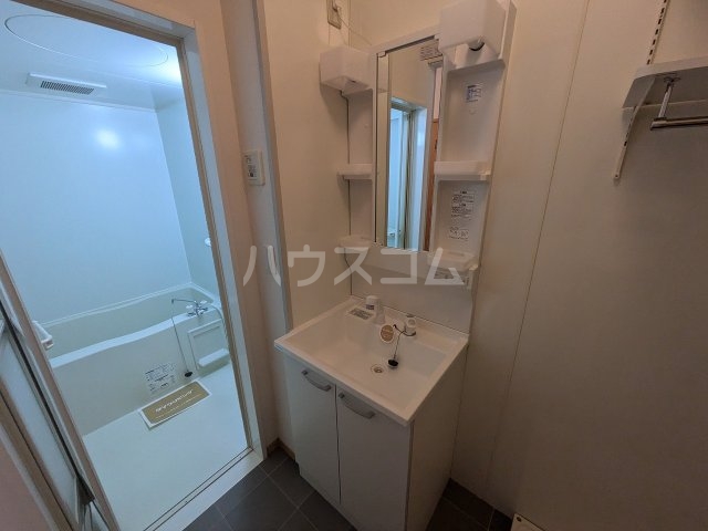 15/28 洗面