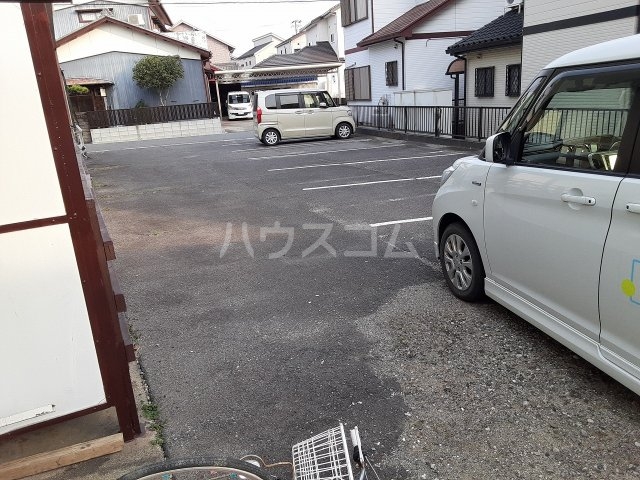 2/13 駐車場
