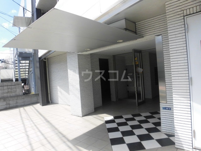 19/22 エントランス